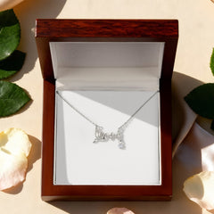 BEAUTIFULLY CRAFTED NECKLACE